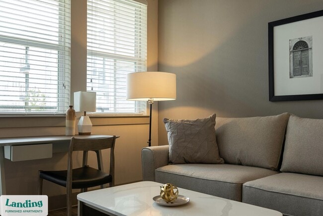 Photo - 6107 E Riverside Dr Unidad 260.305050