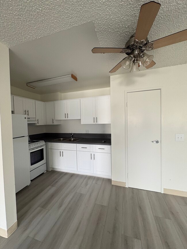 Kitchen - Reflections at Barbara Ann