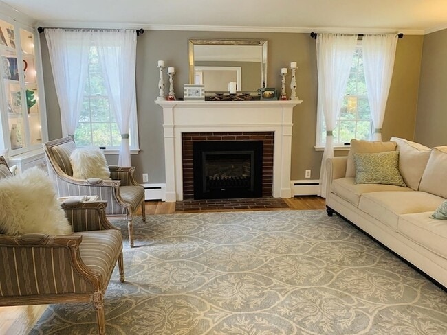Photo - 145 Concord Rd