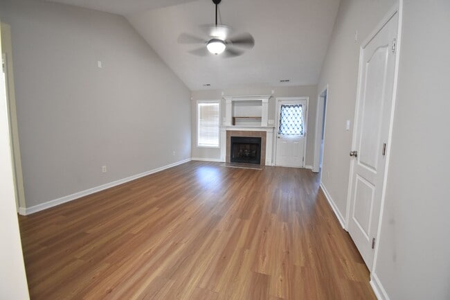 Photo - 4 Bedroom 2 Bathroom Coming Soon In Stonewall