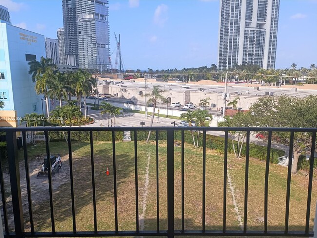 Photo - 18100 Atlantic Blvd Condo Unit 507