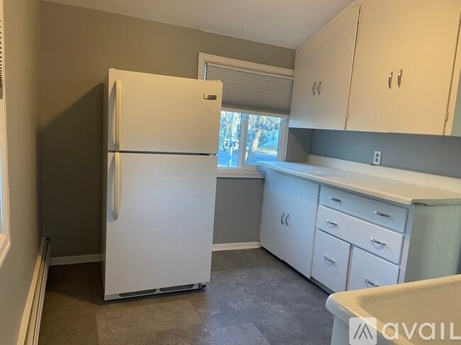 Photo - 114 14th St N