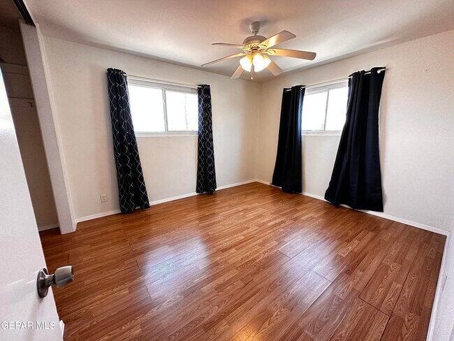 Photo - 1516 Elmhurst Dr