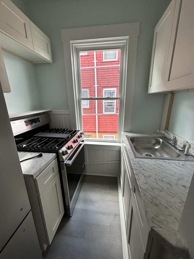 Photo - 73 Glenham St Unit 3