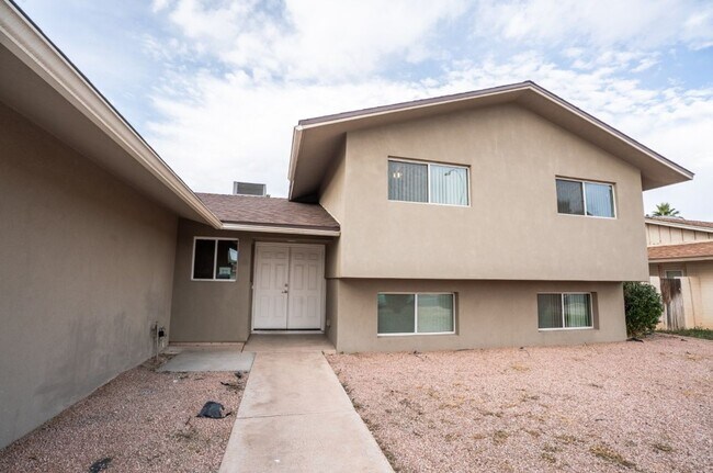 Photo - 1720 E Hermosa Dr Unidad House