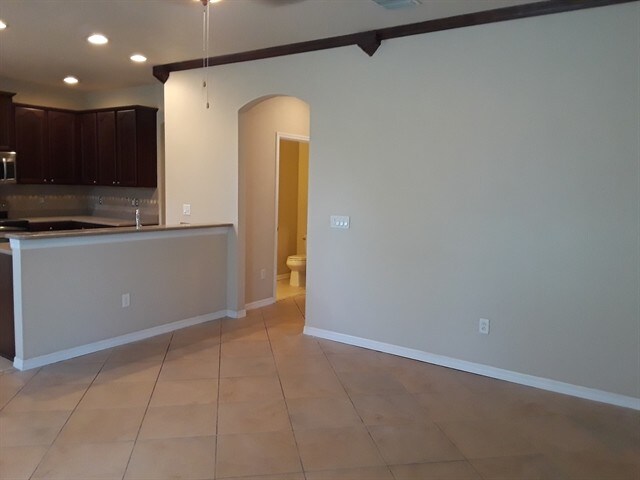 1025 Windton Oak Dr