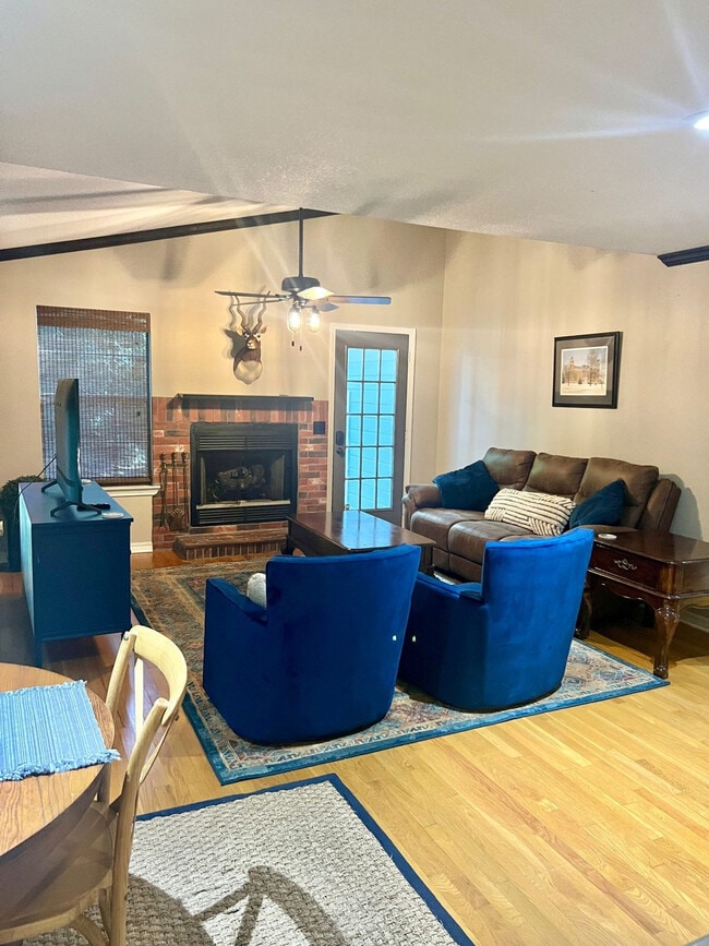 Photo - 1072 Valley View Dr Unidad ID1363334P