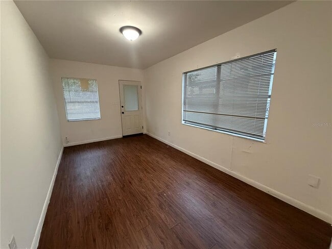 Photo - 2107 S Mills Ave