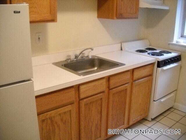 65 Chiswick Rd Unit 3