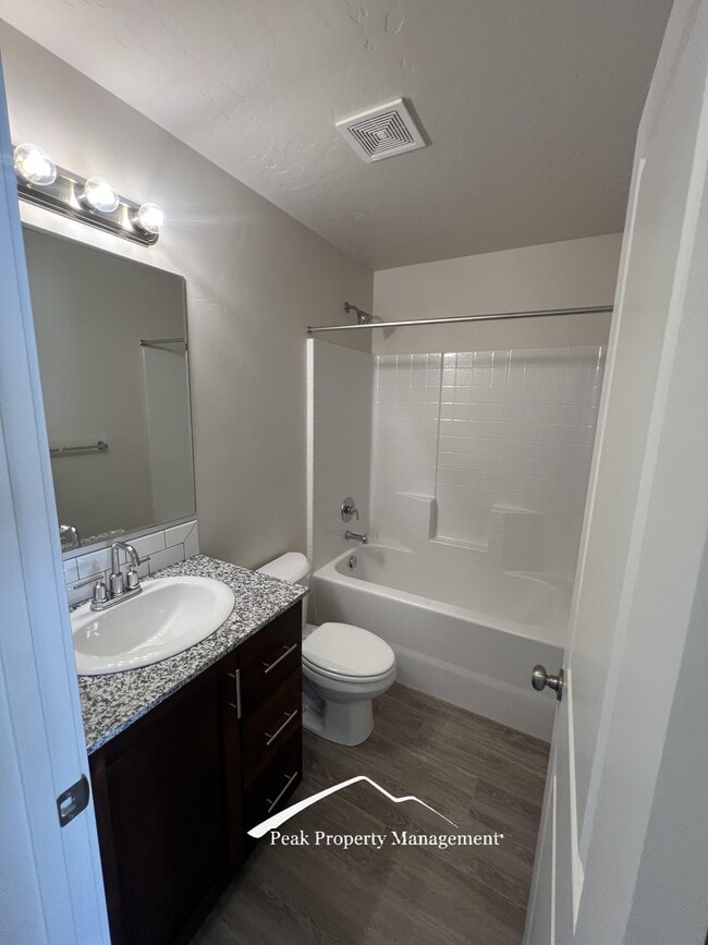 Photo - 2235 S Sockeye Pl