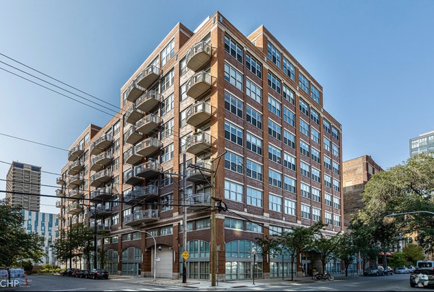 Building Photo - 933 W Van Buren St Unit 327 Rental