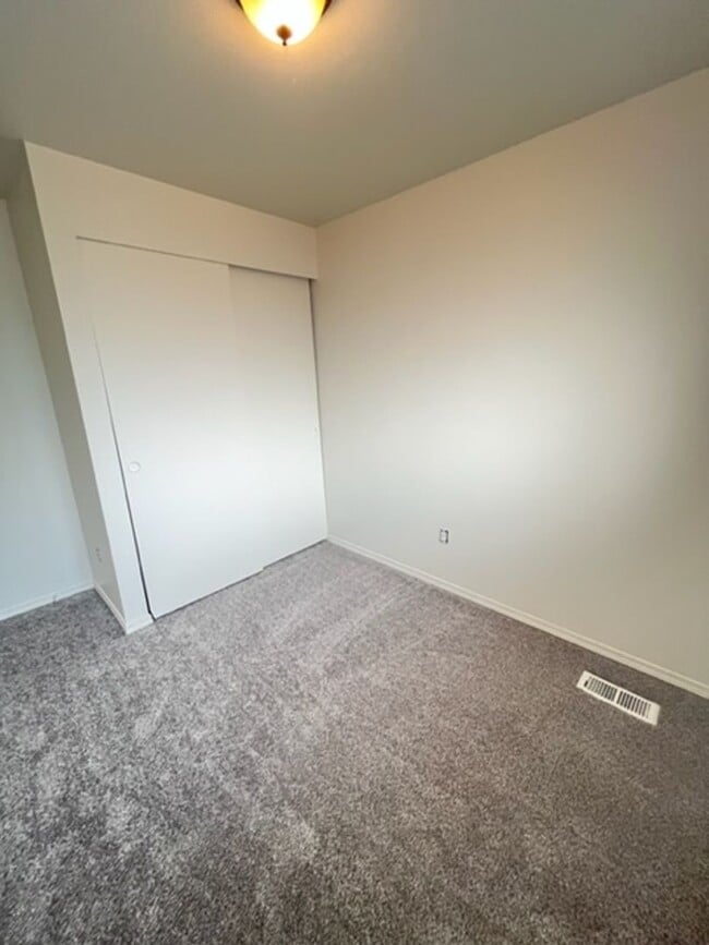 Photo - 3 Bedroom 2 Bath Home in Marysville!