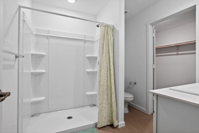 Photo - Private Master Suite for Rent – 5 Minutes from Texas A&M–San Antonio!