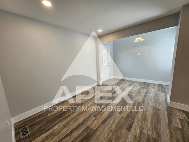 Photo - 3411/3413 Harvey Drive Unidad 3411 (Back )