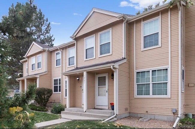 Photo - Charming Townhome for Rent in Timber Lake ...