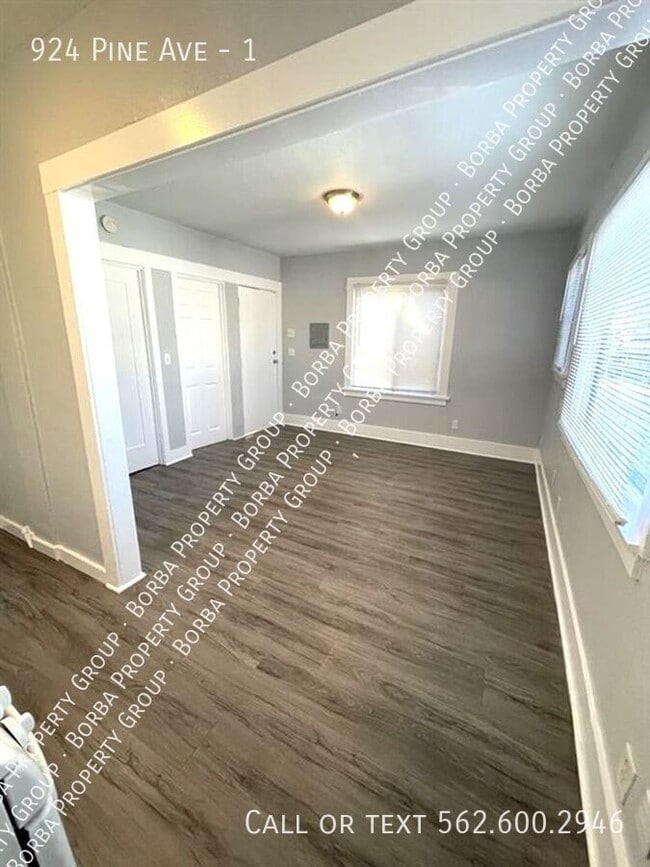 Photo - 924 Pine Ave Unit 1