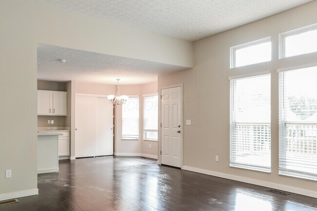 Photo - 3323 Retriever Rd