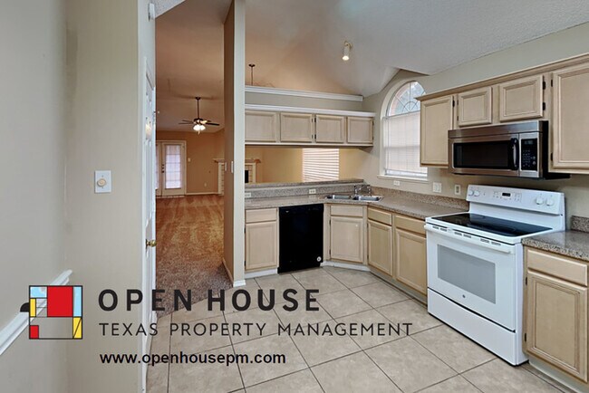 Photo - 2119 Rim Rock Dr, Keller