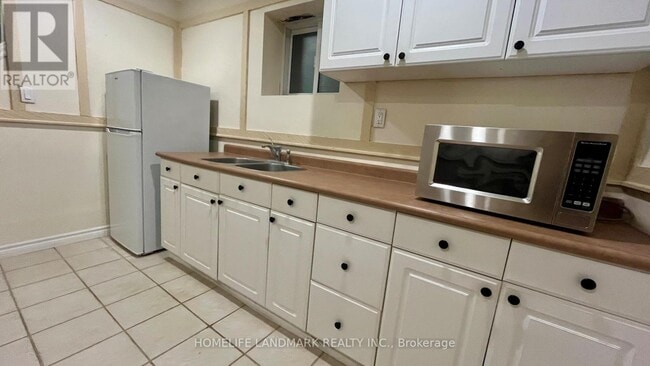 Photo - 29 W Borough St