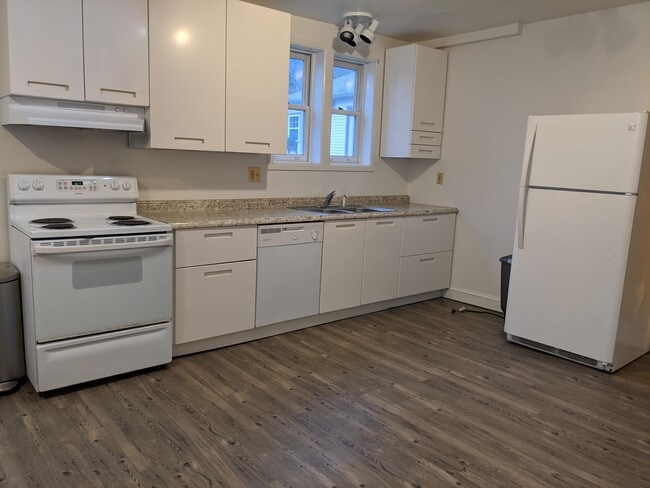 Photo - 368 Sherwood Rd