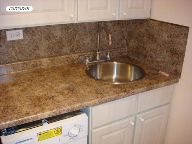 Photo - 15038 Union Tpke