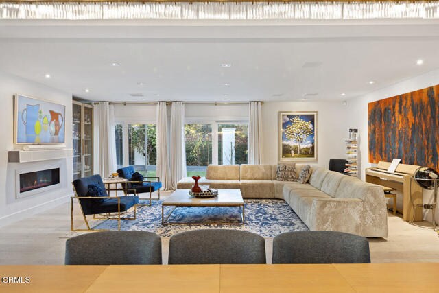 Photo - 143 Foxtail Dr