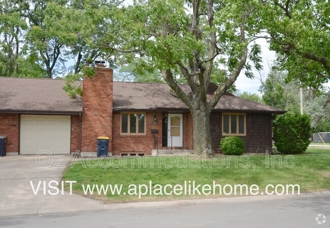 Building Photo - 608 E 78th St Rental