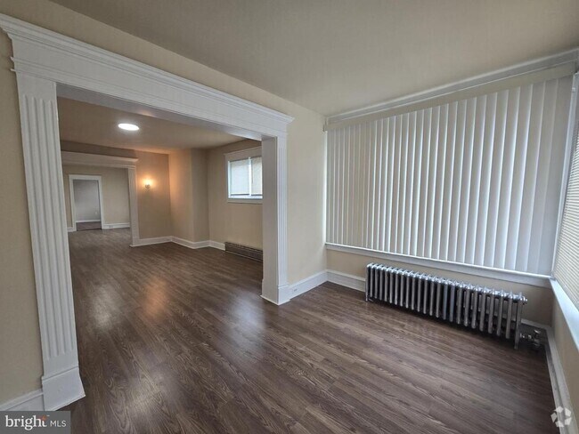 Building Photo - 2101 Melvin St Rental
