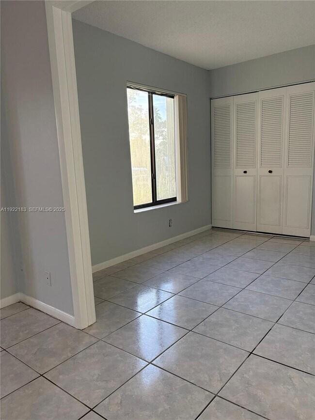 Photo - 702 Sunny Pine Way Unit A1