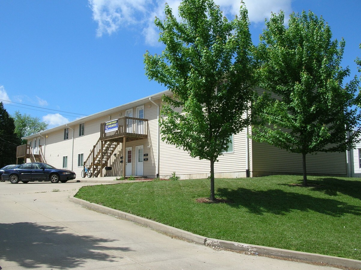 601605 W Orchard St Apartments IL