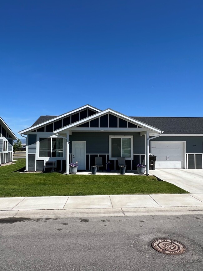 Queens Ann Patio Home Apartments