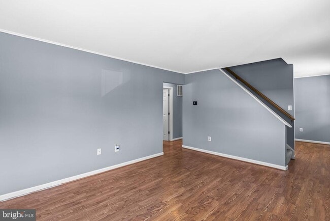 Photo - 7596 Amherst Dr