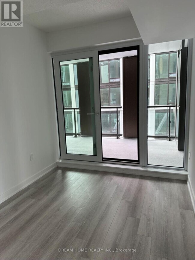 Photo - 238 Simcoe St Unit 1509