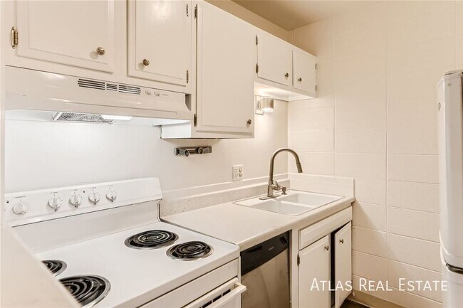 901 S Taft Hill Rd Unit 3