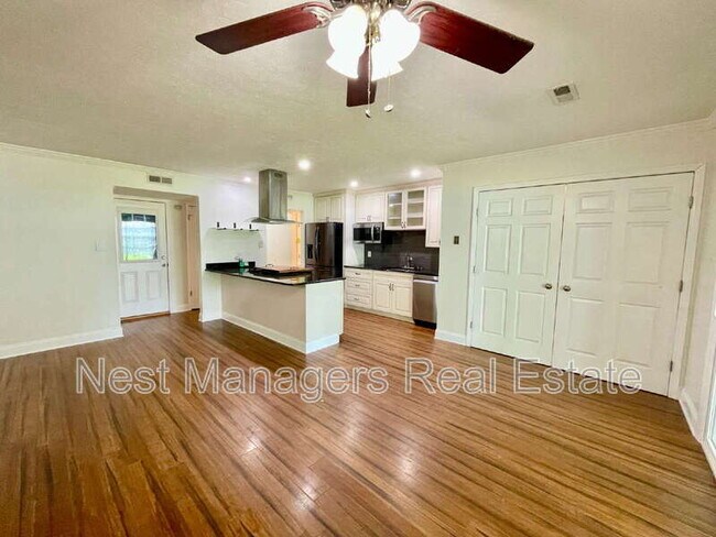 Photo - 6826 Beaver Stone Rd