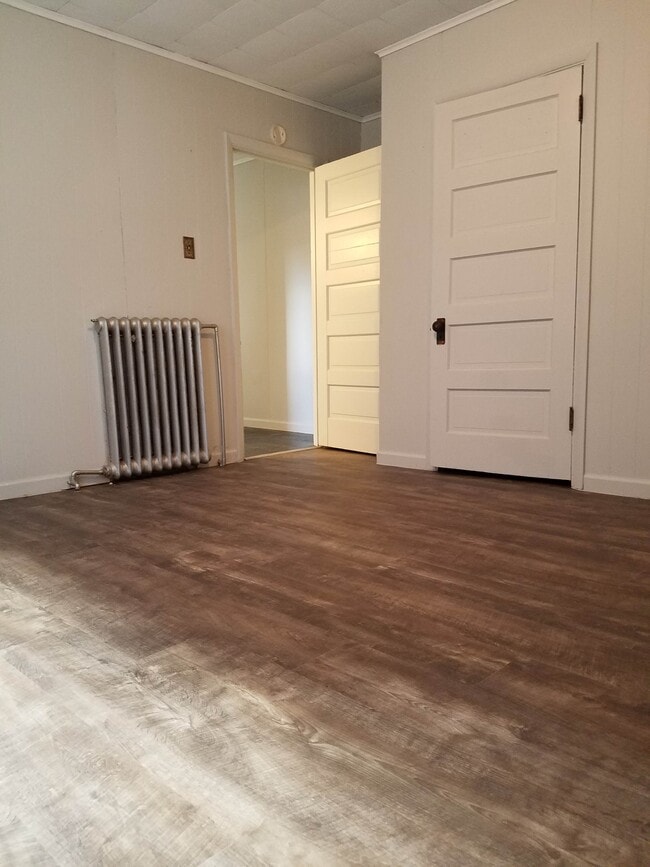 Bedroom - 205 E 3rd Ave Unit Ground Floor