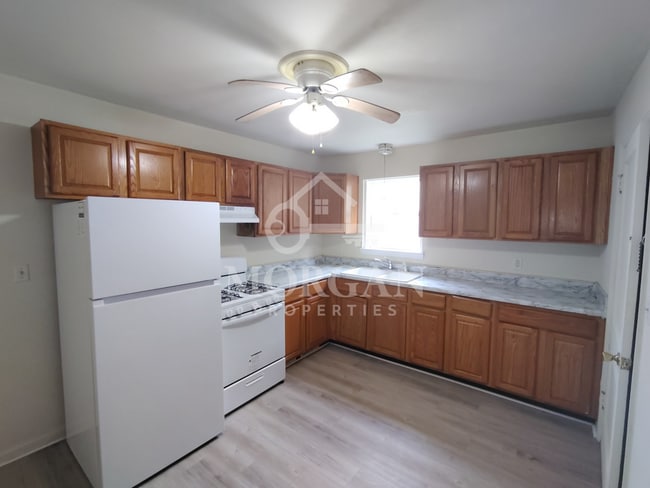 Photo - 618 Henry St Unit 618