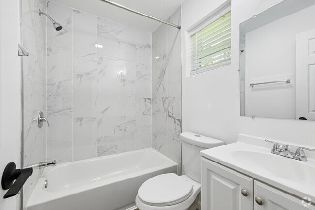 Harmony - 1BR, 1BA - 750SF - Bathroom