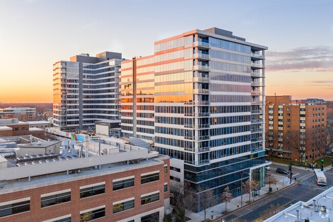 E2 Apartments