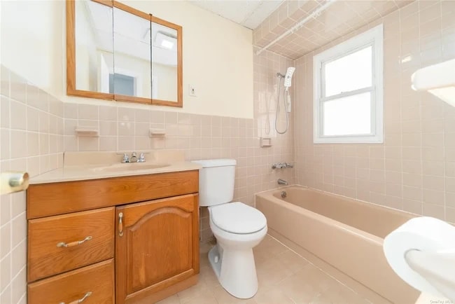 Photo - 10744 92nd St Unit 2nd FL