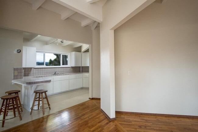 Photo - Charming 3 Bedroom, 2 Bathroom Home in Quiet Seaside Cul-de-sac