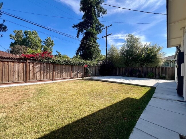 Photo - 1232 Malone Rd