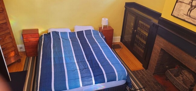 Photo - 180 Eileen Av