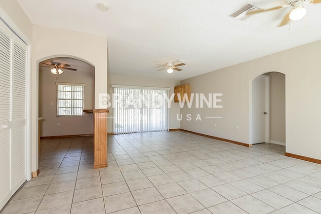 Photo - 9923 Woodridge Ct