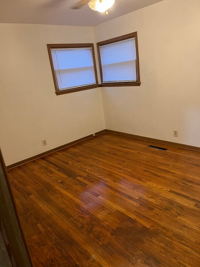 Photo - 240 Smith St Unit 240