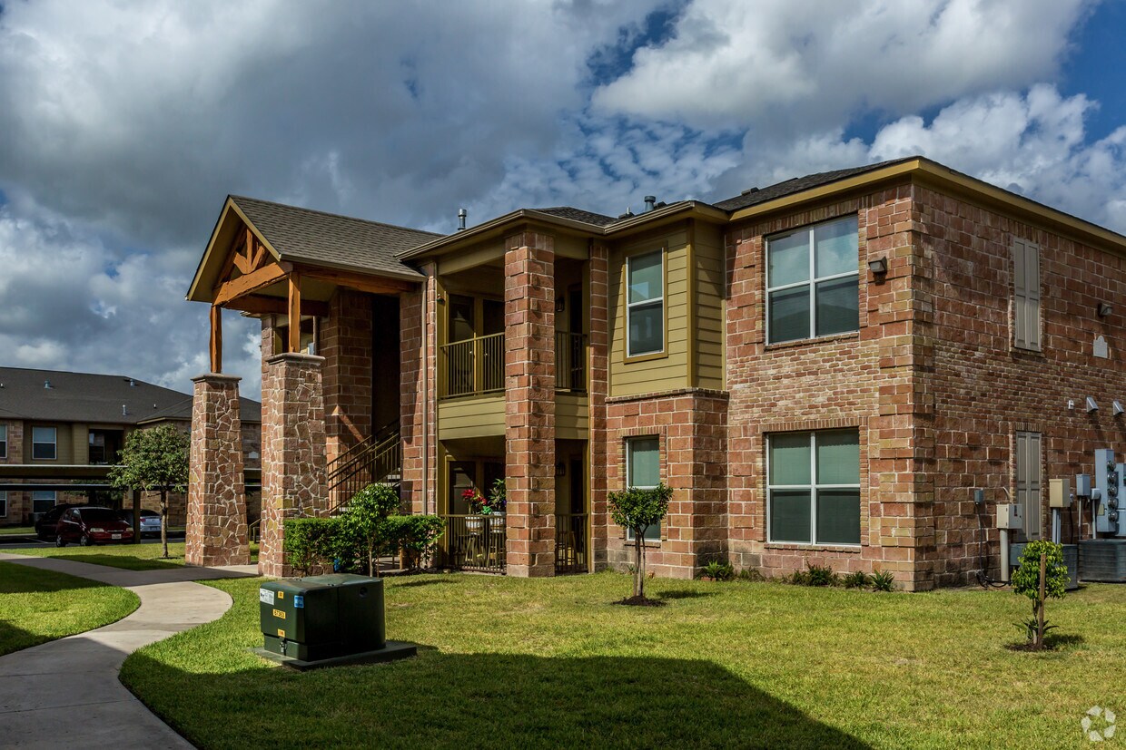 Vida Que Canta Apartments Off Campus Housing Mission Tx Vida Que Canta Apartments