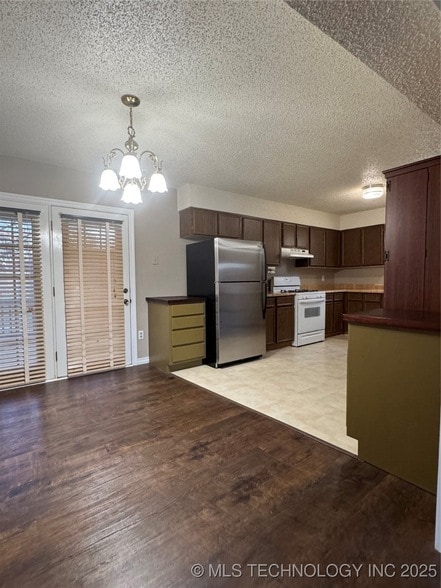 Photo - 268 E 137th St