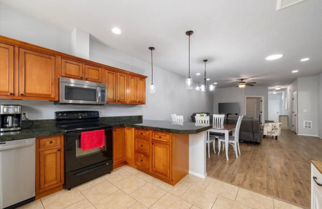 Photo - 4215 W 2nd Ave