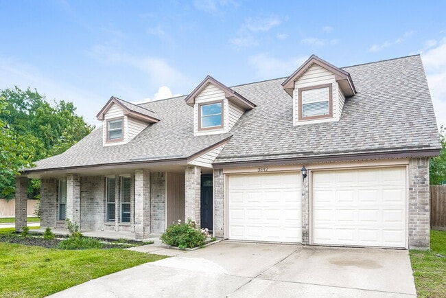 Photo - 3542 Lindenfield Dr