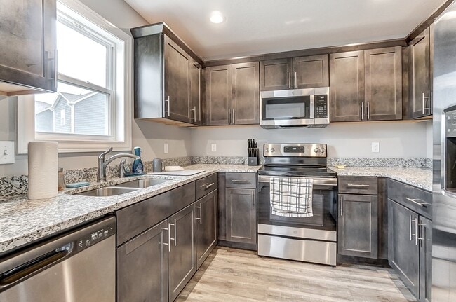 2 Story 2 Bedroom